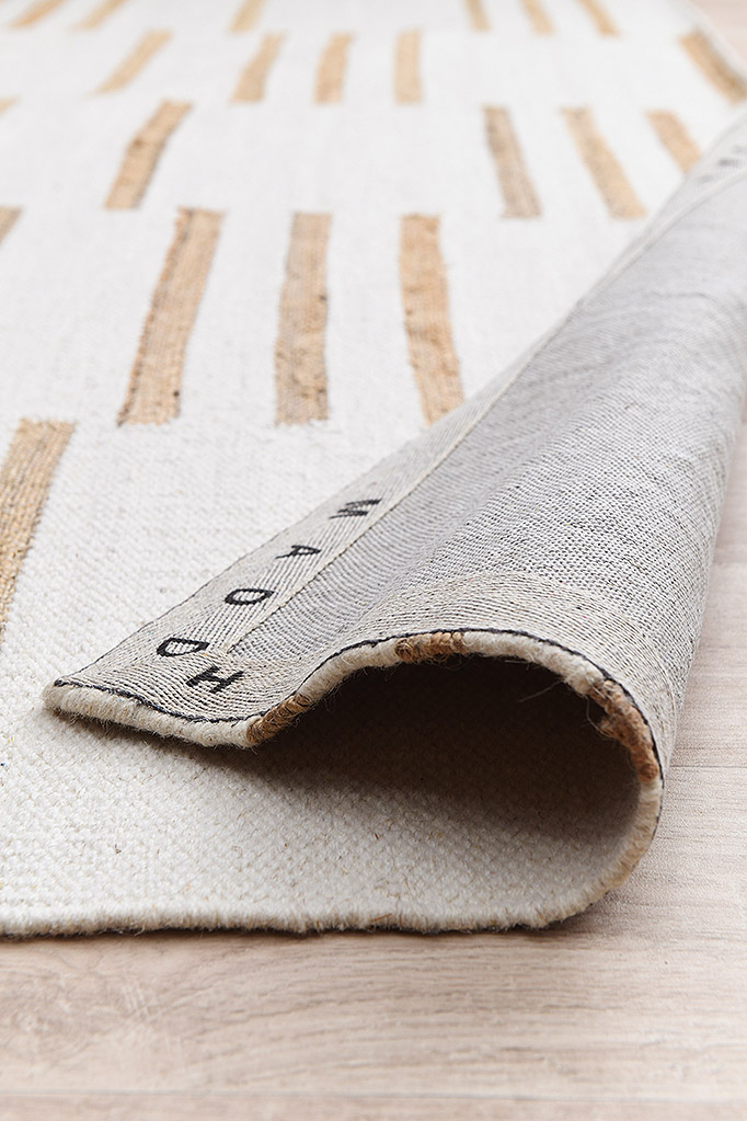 ESSENCE RUG (ESS-033)