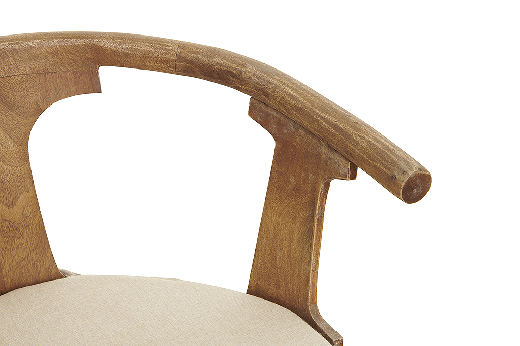 THE T CHAIR