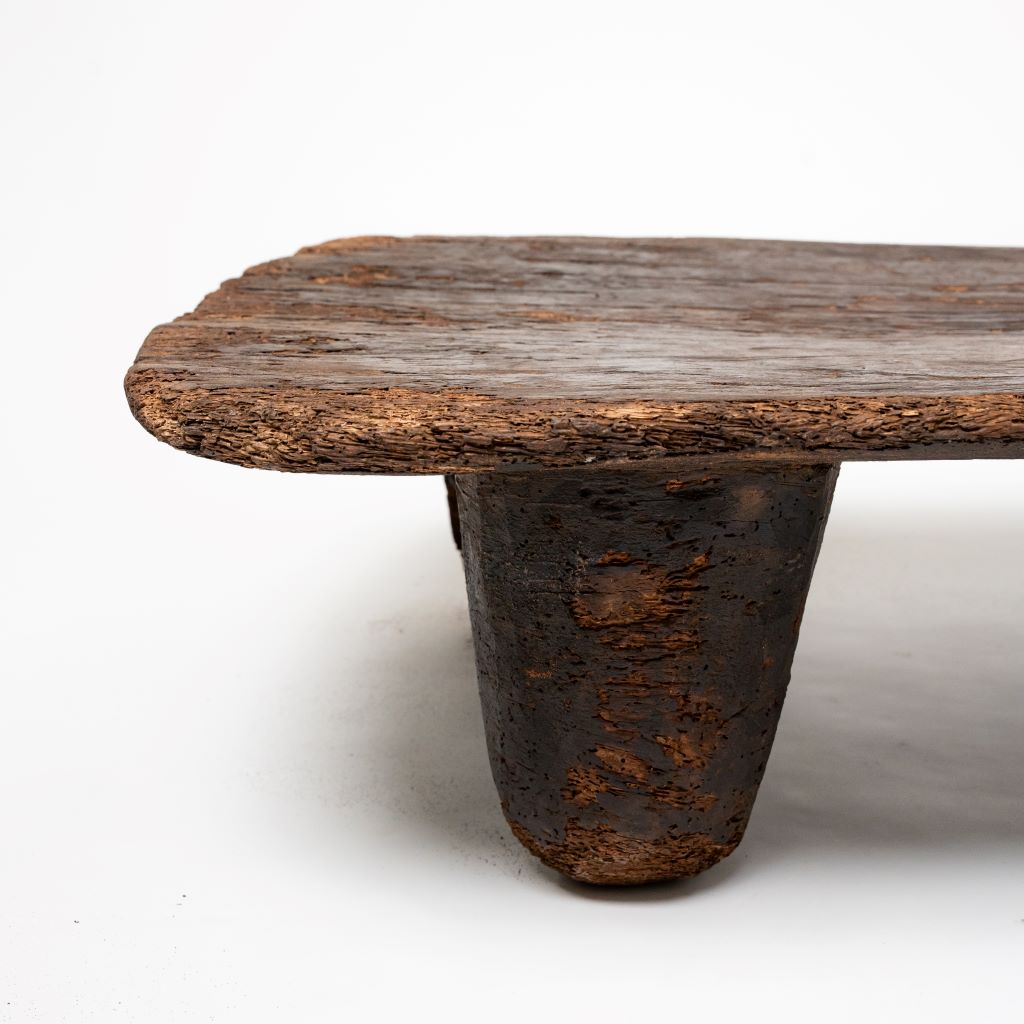 NAGA TABLE