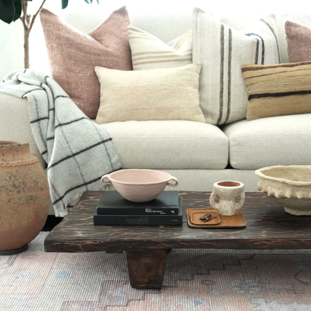 Naga coffee table